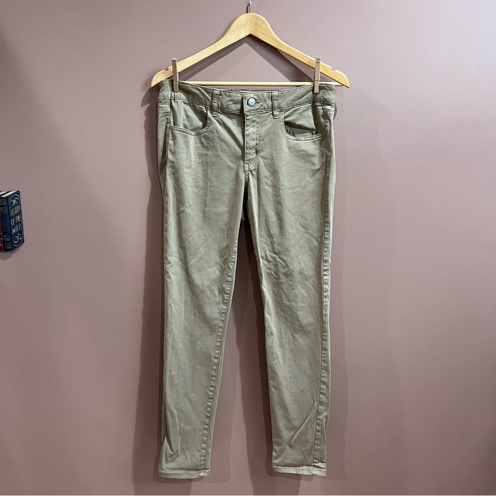 American Eagle Khaki Jeggings